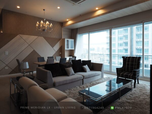 Circle Condominium - 3 Beds