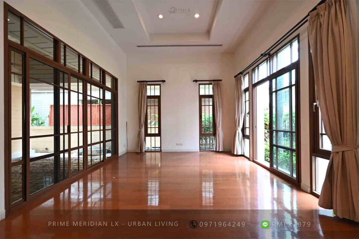 Baan Sansiri Sukhumvit 67 - Single House