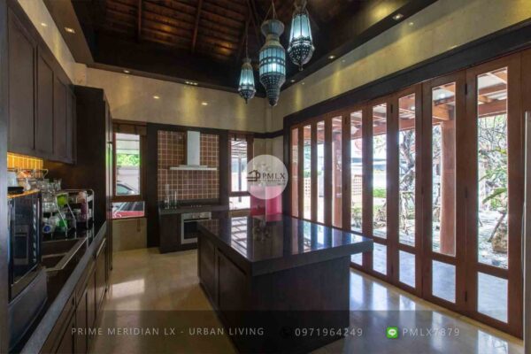 Luxury Thai & Bali Styled Villa - Bangkok