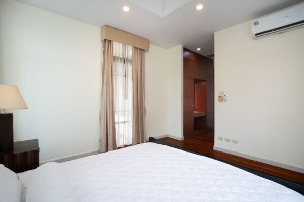 Baan Sansiri Sukhumvit 67 - Single House