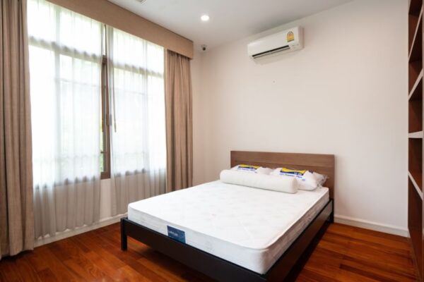 Baan Sansiri Sukhumvit 67 - Single House