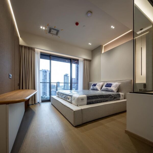 The Strand Thonglor - 1 Bed