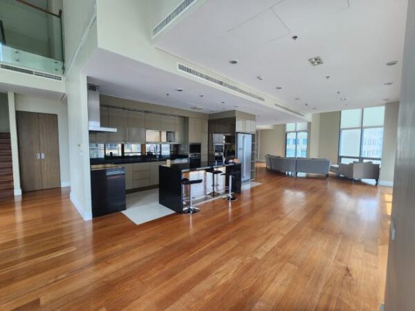 Bright Sukhumvit 24 - Rare Duplex