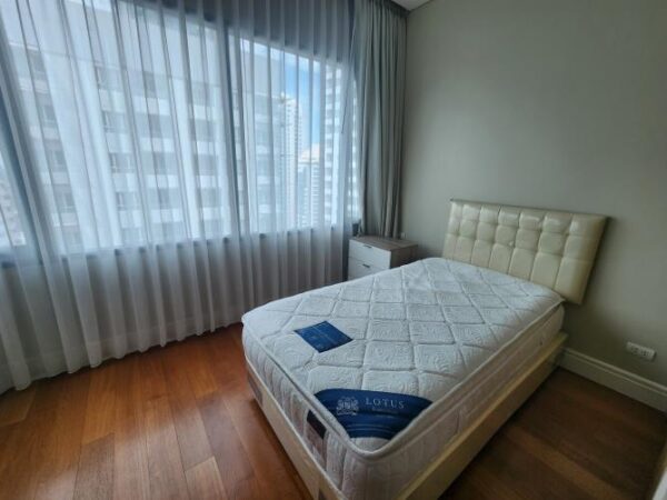 Bright Sukhumvit 24 - Rare Duplex