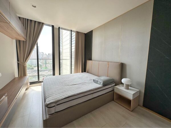 Noble Ploenchit - 1 Bed