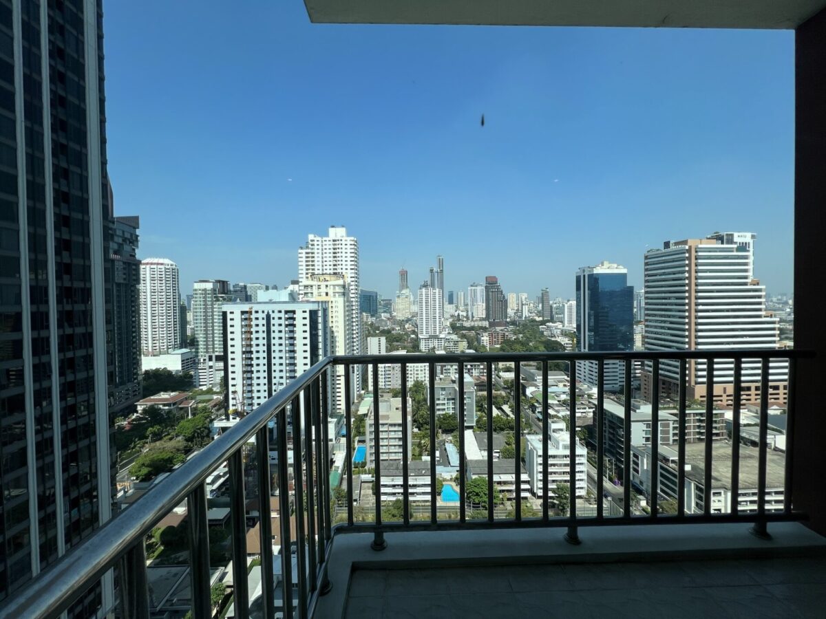 Fullerton Sukhumvit - 2 Bed