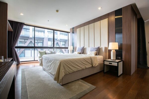 The Hudson Sathorn 7 - Large Living Space