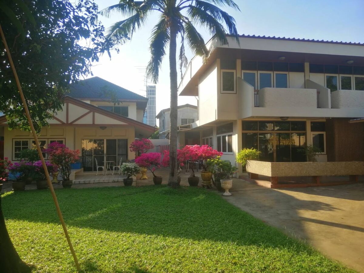 House Along Sukhumvit 65 Road