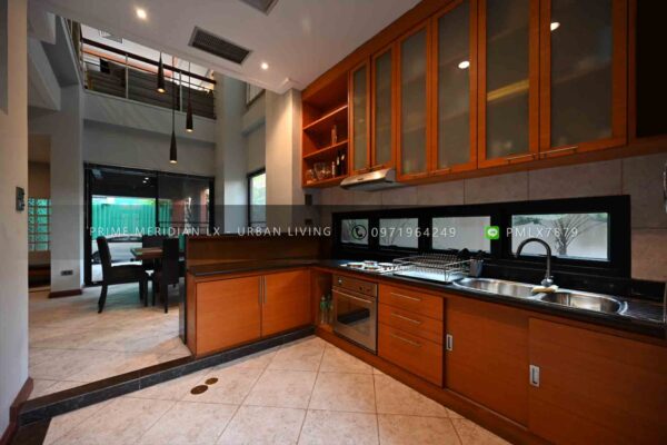 Villa 49 Townhouse - Central Bangkok