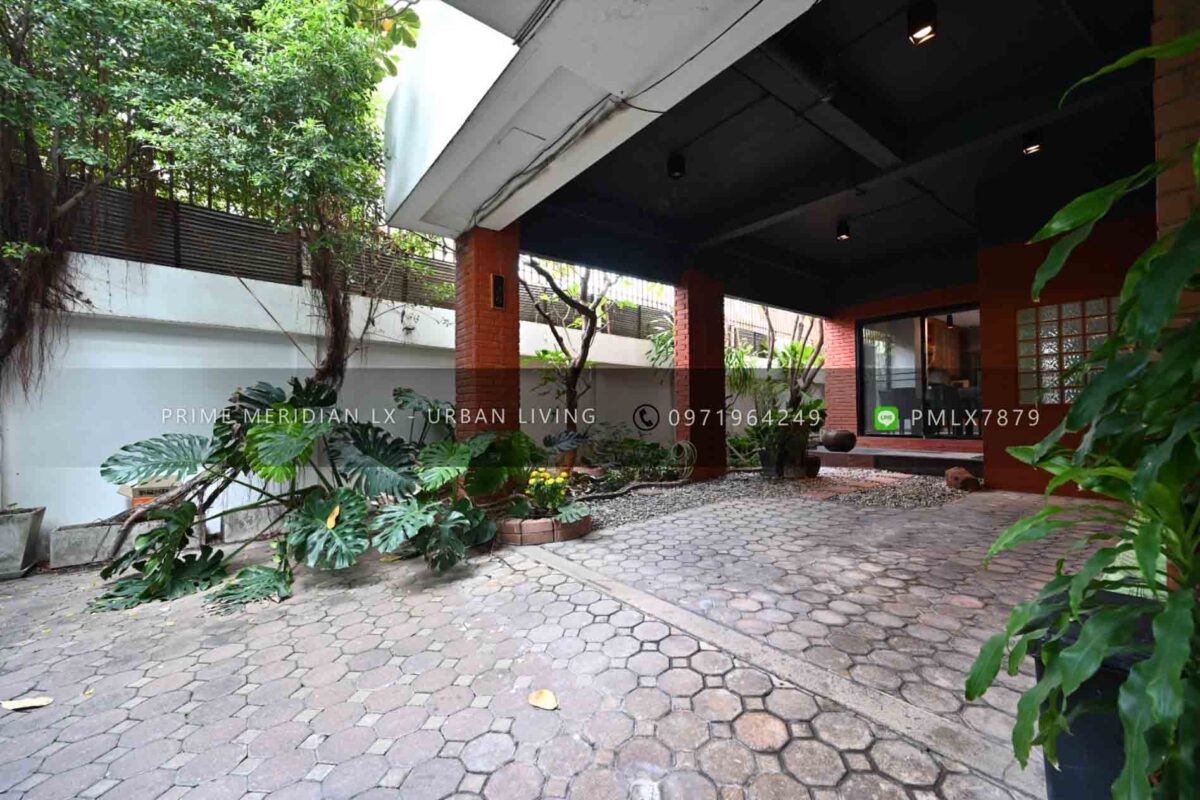 Villa 49 Townhouse - Central Bangkok