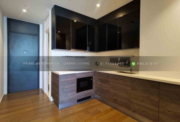 Muniq Langsuan - 2 Bed