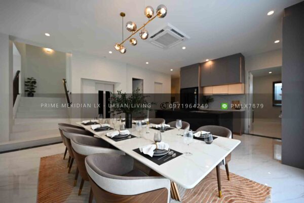 Cinq Royal Krungthep Kreetha - Luxury Single House