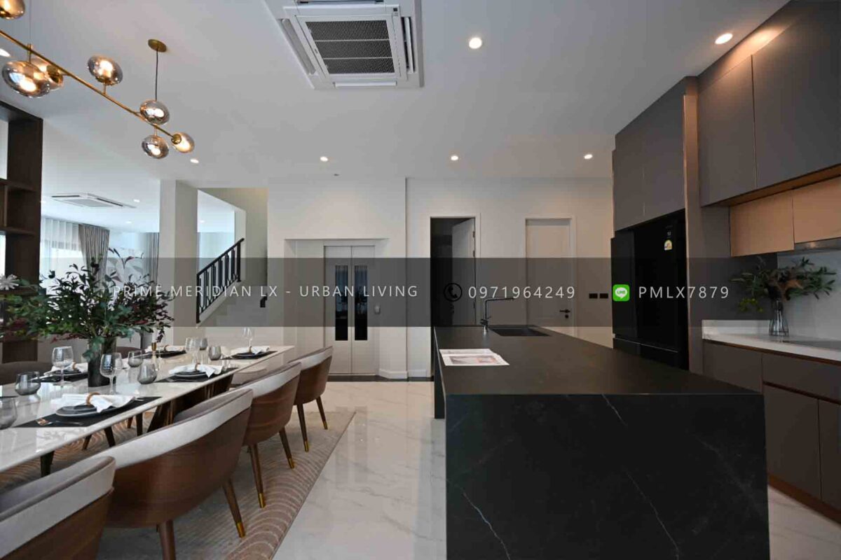 Cinq Royal Krungthep Kreetha - Luxury Single House