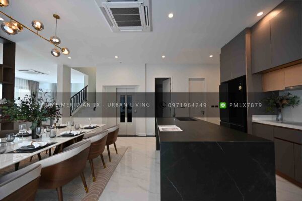 Cinq Royal Krungthep Kreetha - Luxury Single House