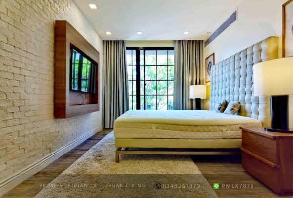 Penthouse Condominium 2