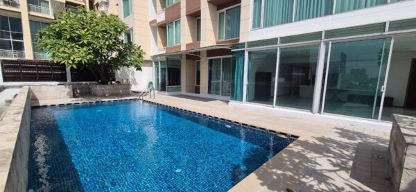 The Empire Place - Private Swimming Pool