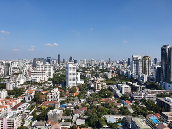 Royce Private Residences - 2 Beds