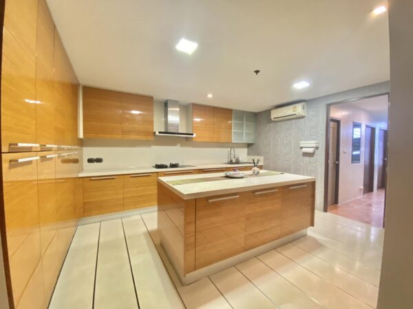 Kallista Mansion Sukhumvit 11 - 3 Beds