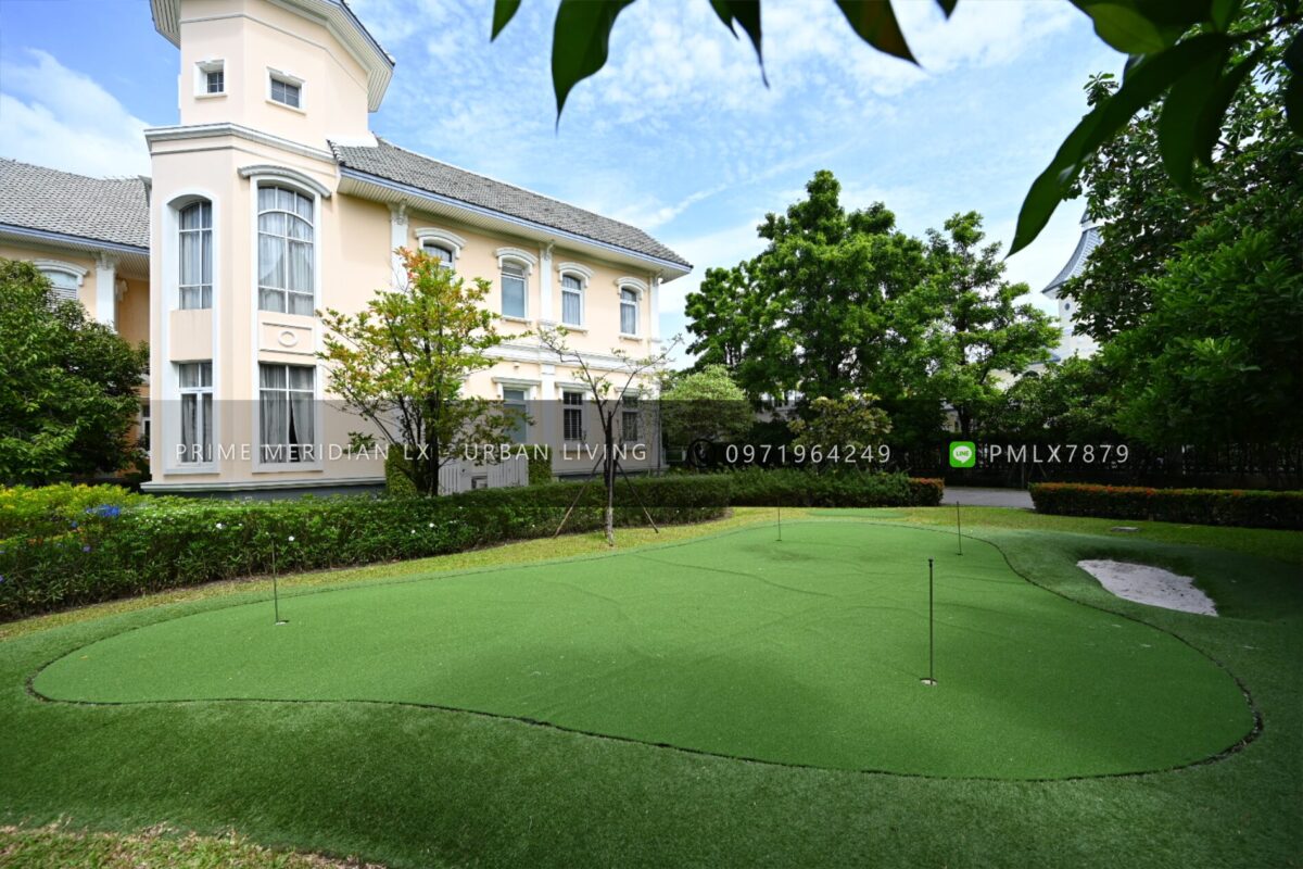The Royal Residence - Kaset Nawamin - Two houses to be sold together