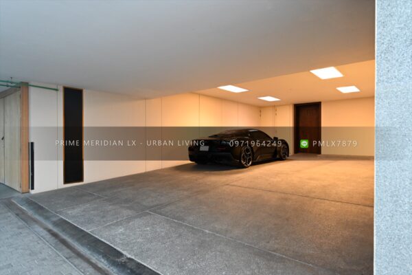 Quarter 31 - Townhouse