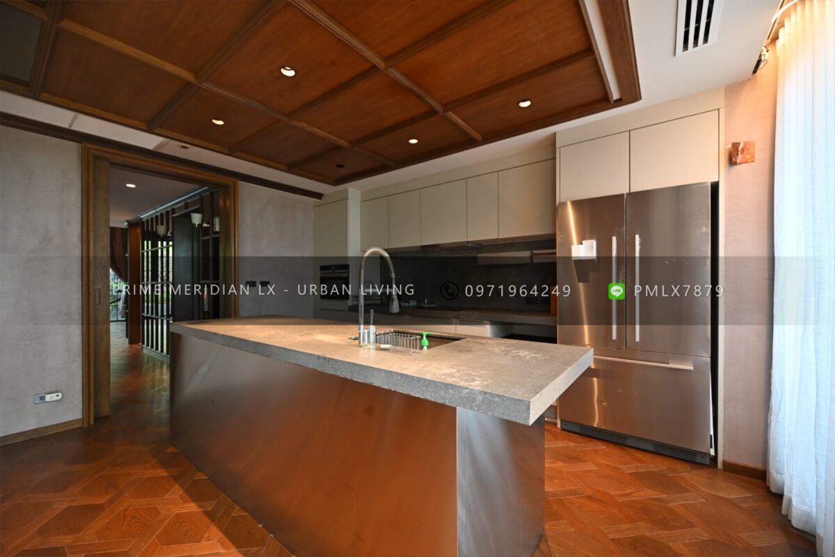 Quarter 31 - Townhouse