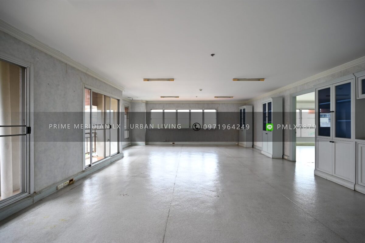 Baan Suan Sukhothai - Top Floor Penthouse