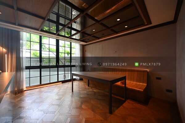 Quarter 31 - Townhouse