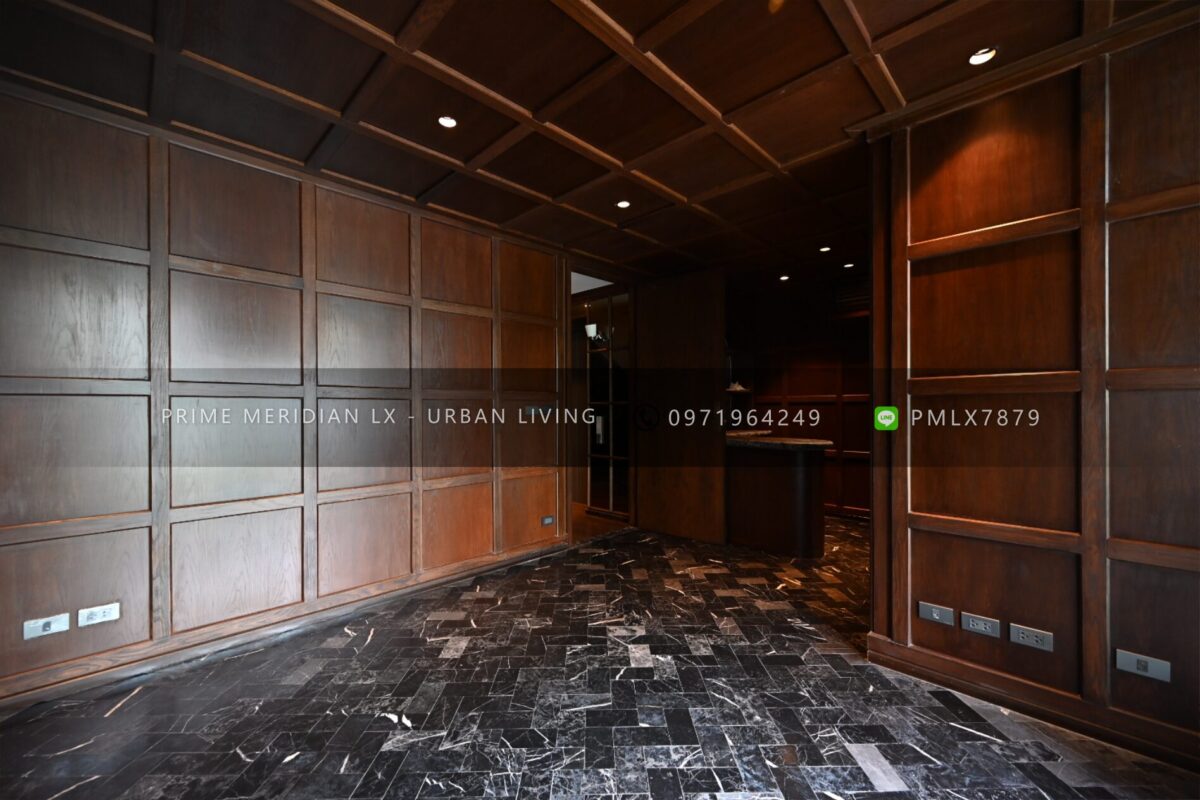 Quarter 31 - Townhouse