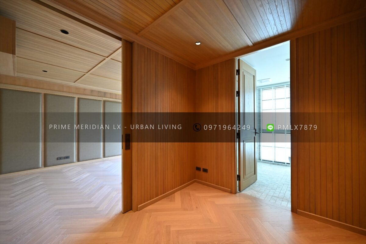 Quarter 31 - Townhouse