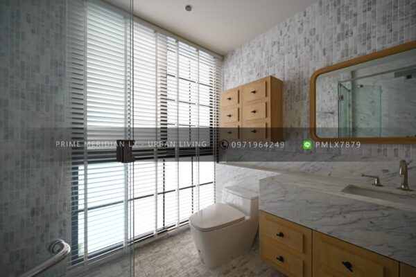 Quarter 31 - Townhouse