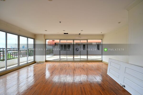 Baan Suan Sukhothai - Top Floor Penthouse