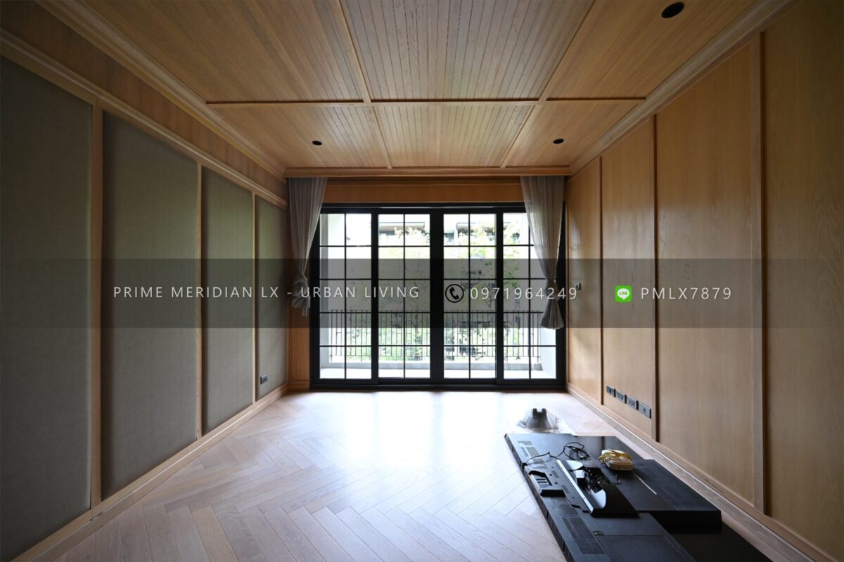 Quarter 31 - Townhouse