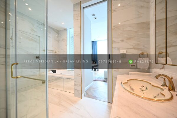 Marque Sukhumvit 39 - 2 Bed (Originally 3 Beds)