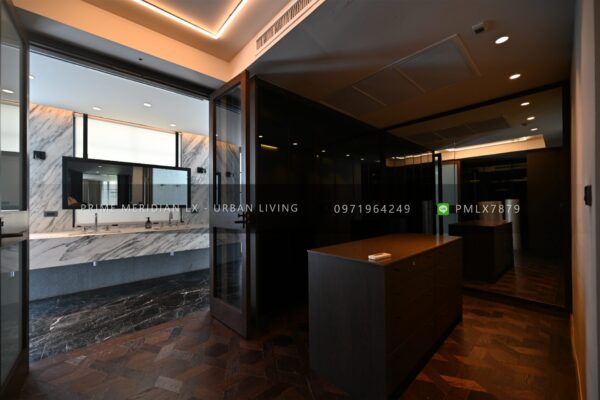 Quarter 31 - Townhouse