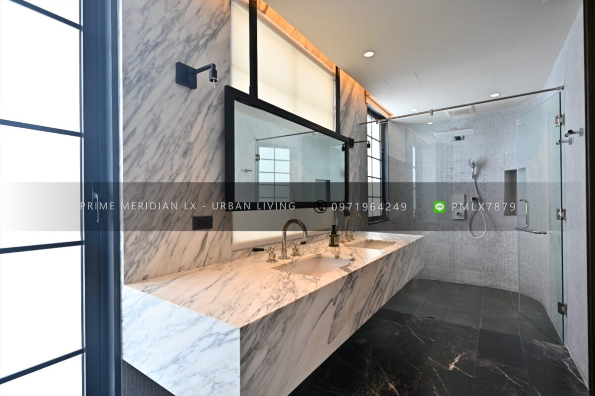 Quarter 31 - Townhouse