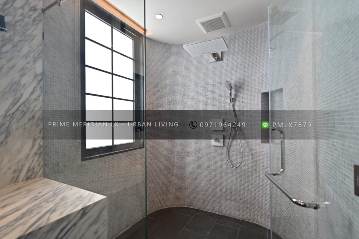 Quarter 31 - Townhouse