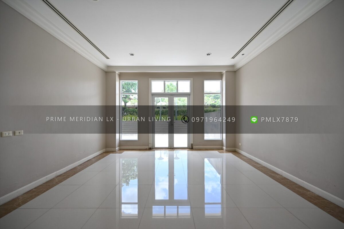The Royal Residence - Kaset Nawamin