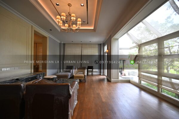The Royal Residence - Kaset Nawamin - Two houses to be sold together