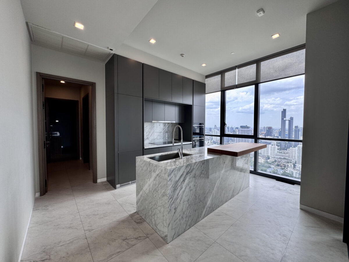 The Monument Thonglor - 3 Beds