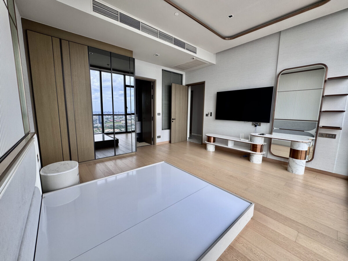 The Monument Thonglor - 3 Beds
