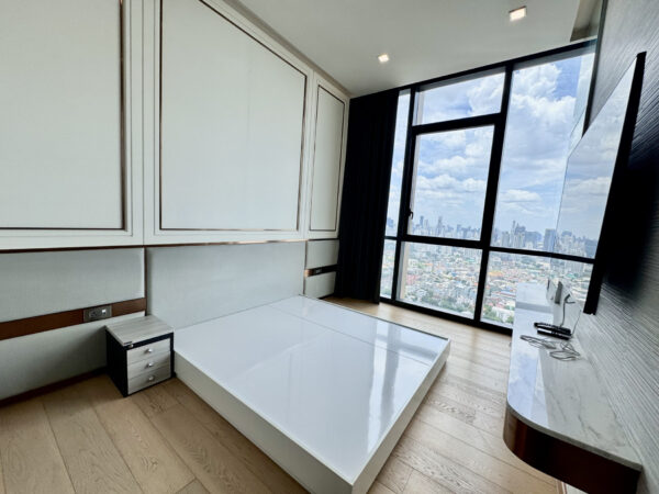 The Monument Thonglor - 3 Beds