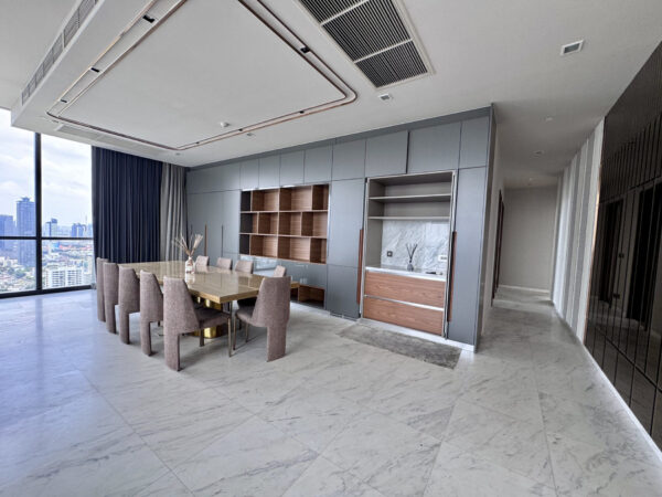The Monument Thonglor - 3 Beds