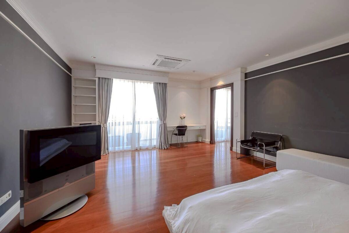 Las Colinas - Penthouse Duplex