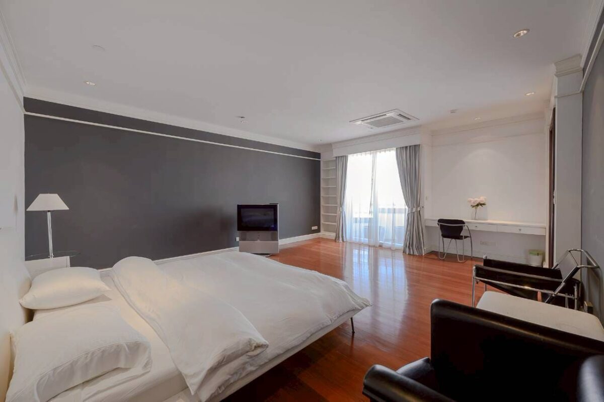 Las Colinas - Penthouse Duplex