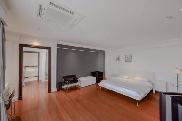 Las Colinas - Penthouse Duplex