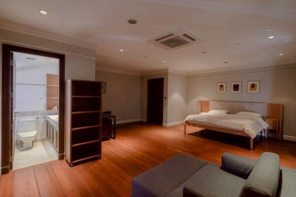 Las Colinas - Penthouse Duplex