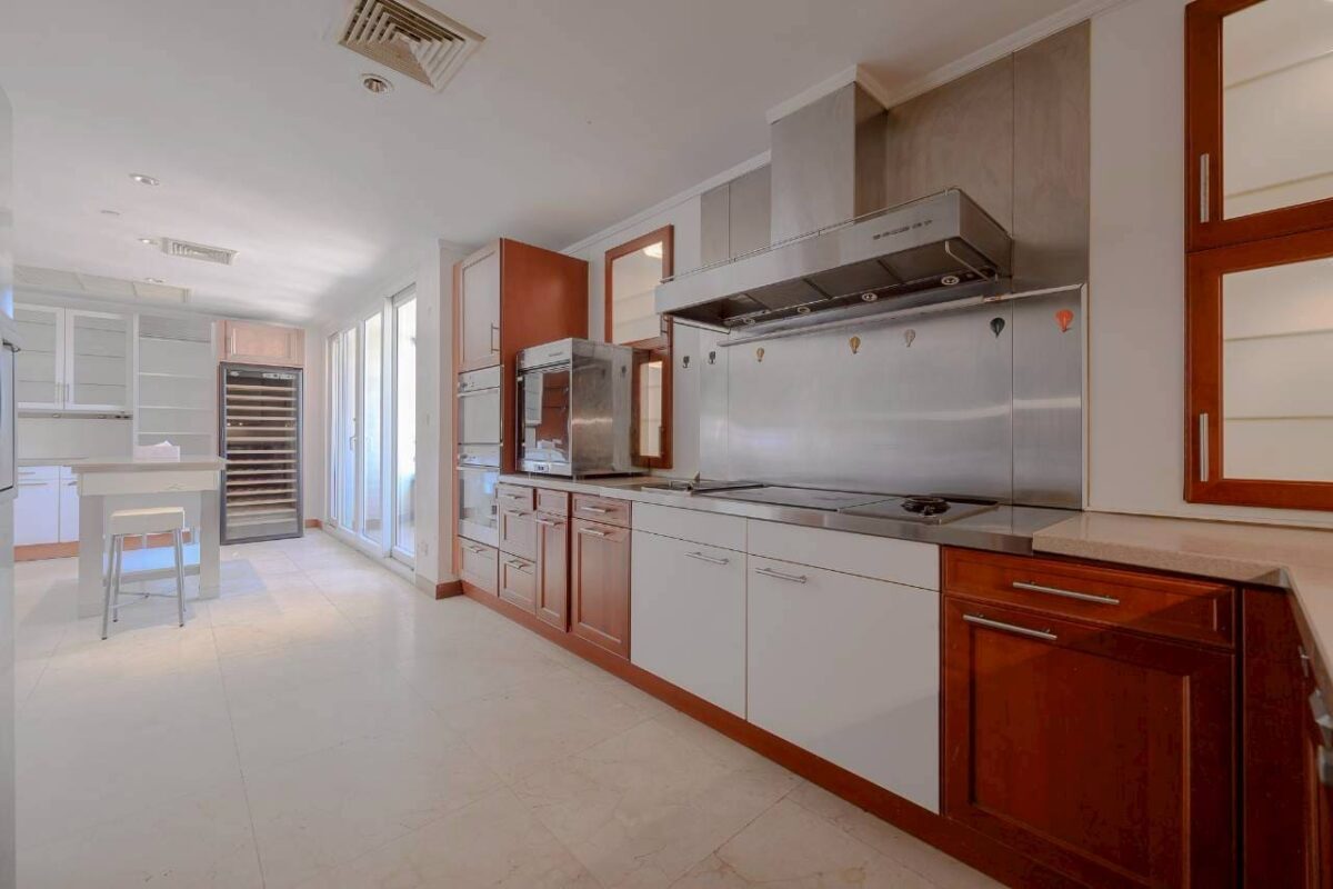 Las Colinas - Penthouse Duplex