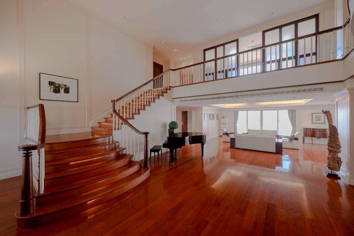 Las Colinas - Penthouse Duplex