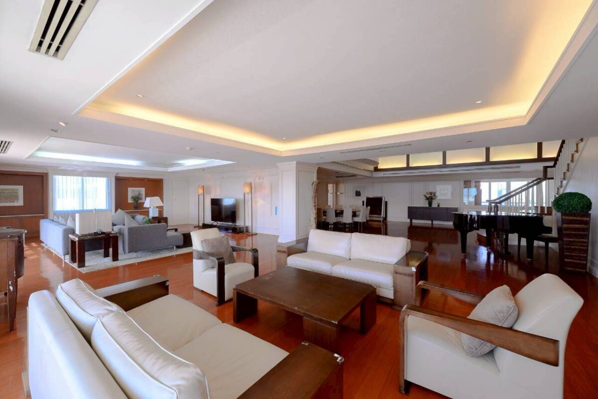 Las Colinas - Penthouse Duplex