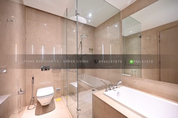 Magnolias Waterfront Residences - 3 Bedrooms